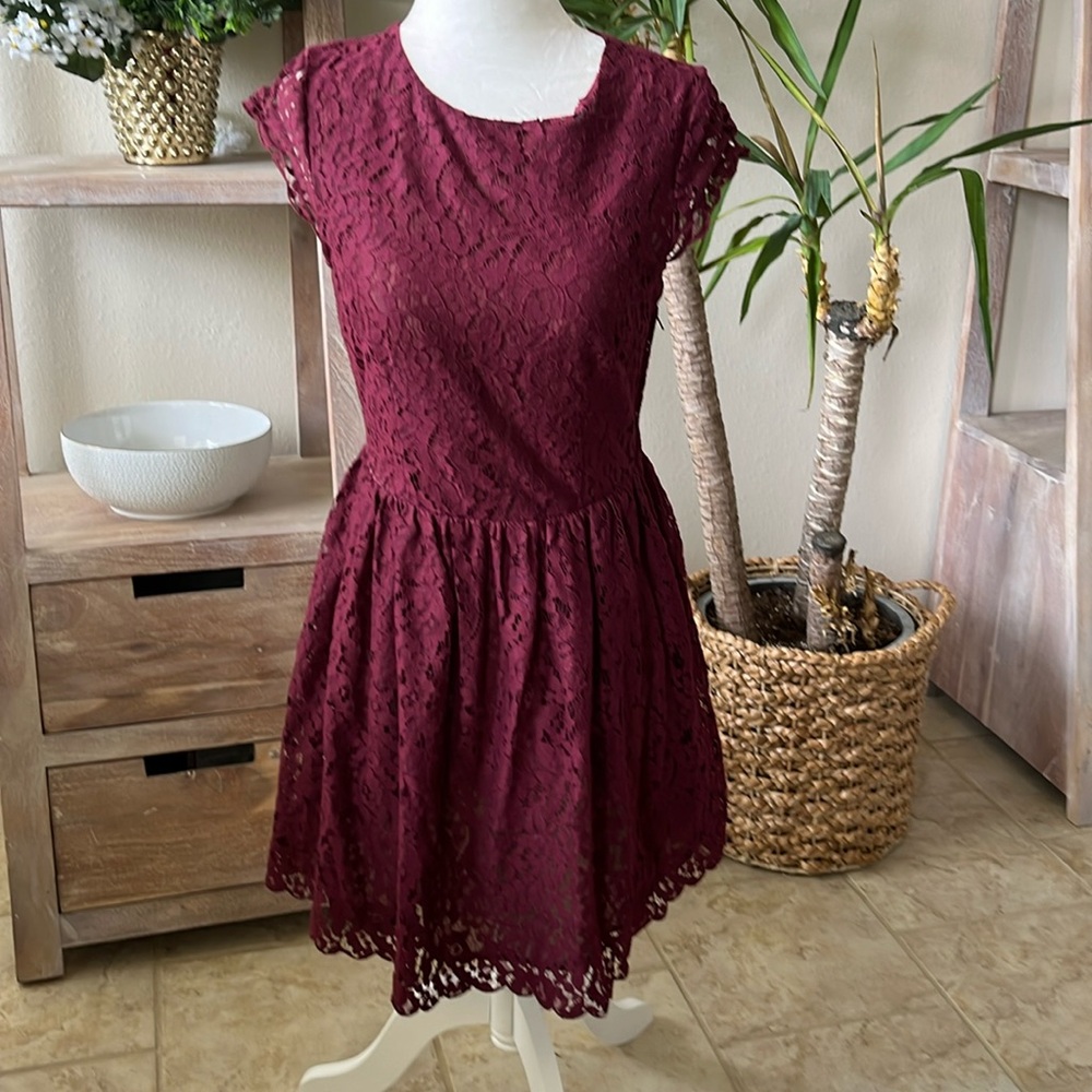 Divided H&M Burgundy Lace Dress